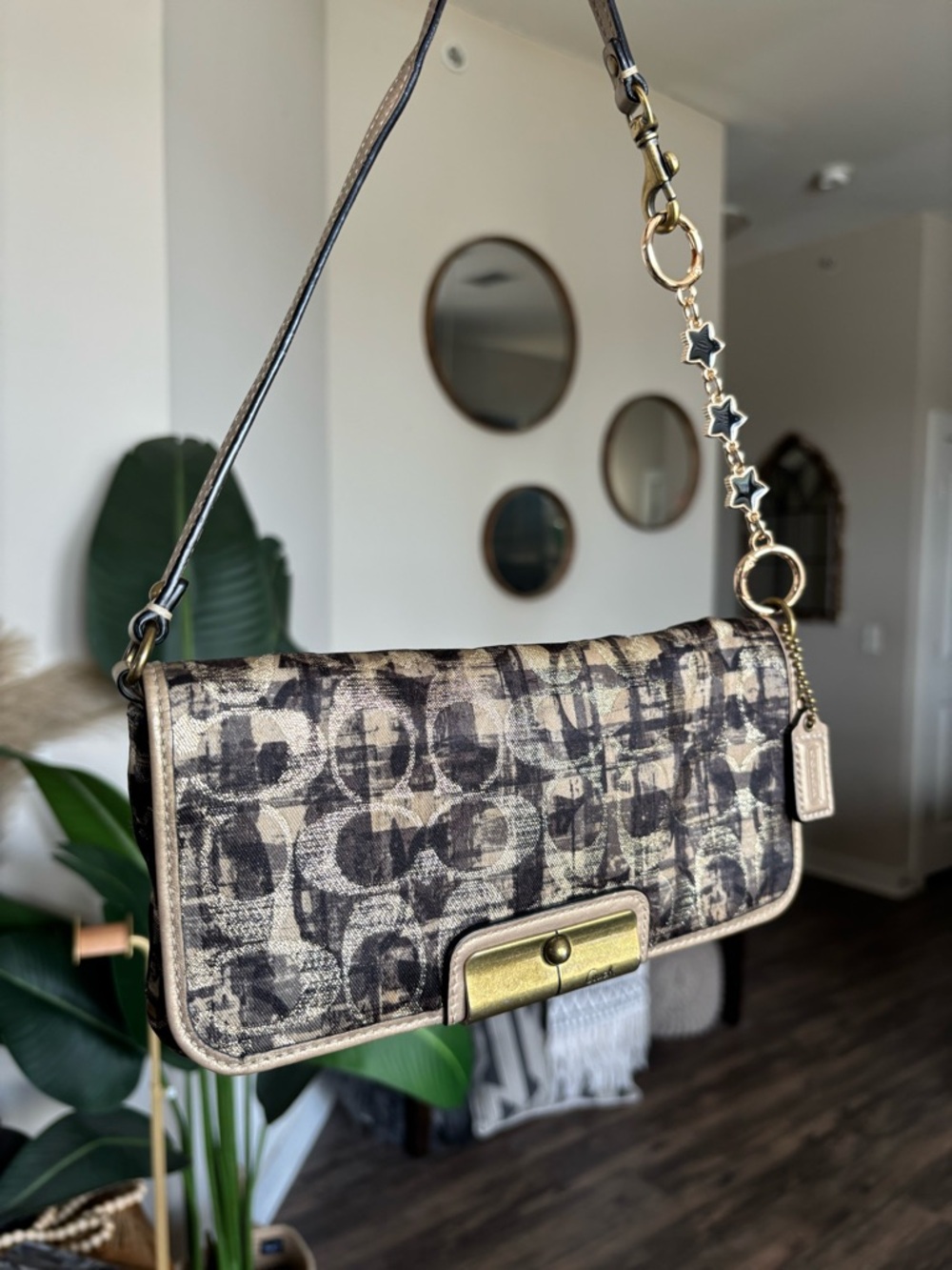 ⚫️🟤⚫️COACH Kristin Plaid C Large Wristlet Mini Bag ⚫️🟤⚫️
